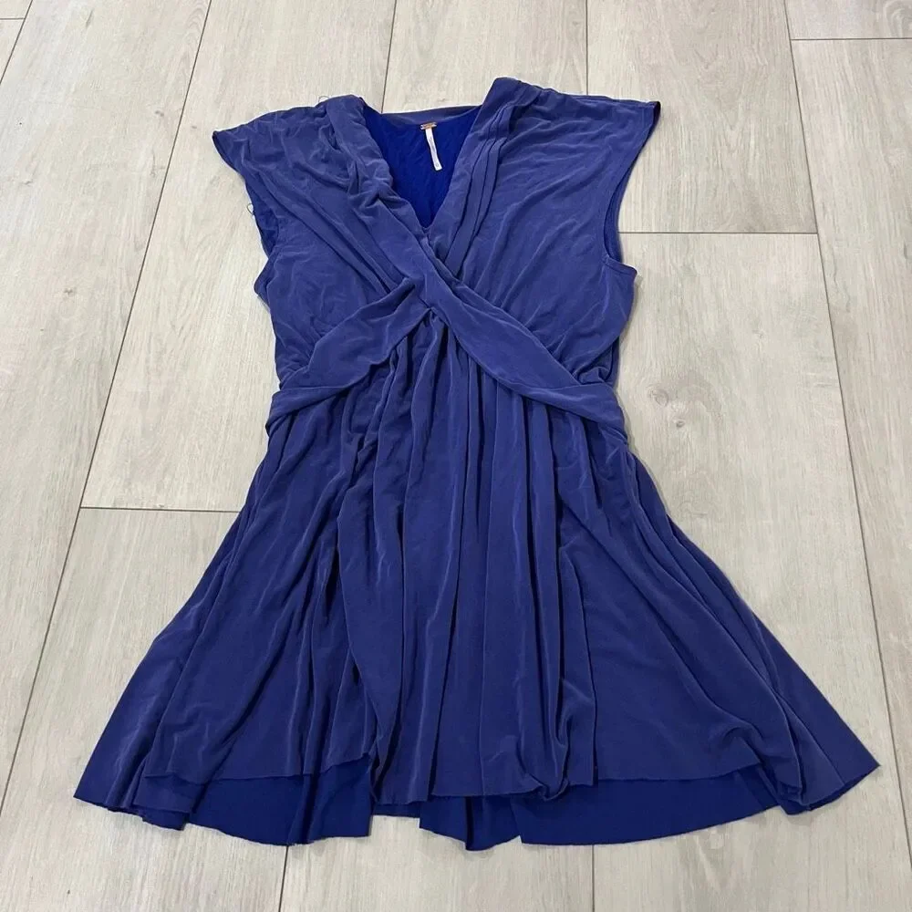 Free People Cupro Mini Dress Women's Small Blue Sleeveless V-Neck size xs